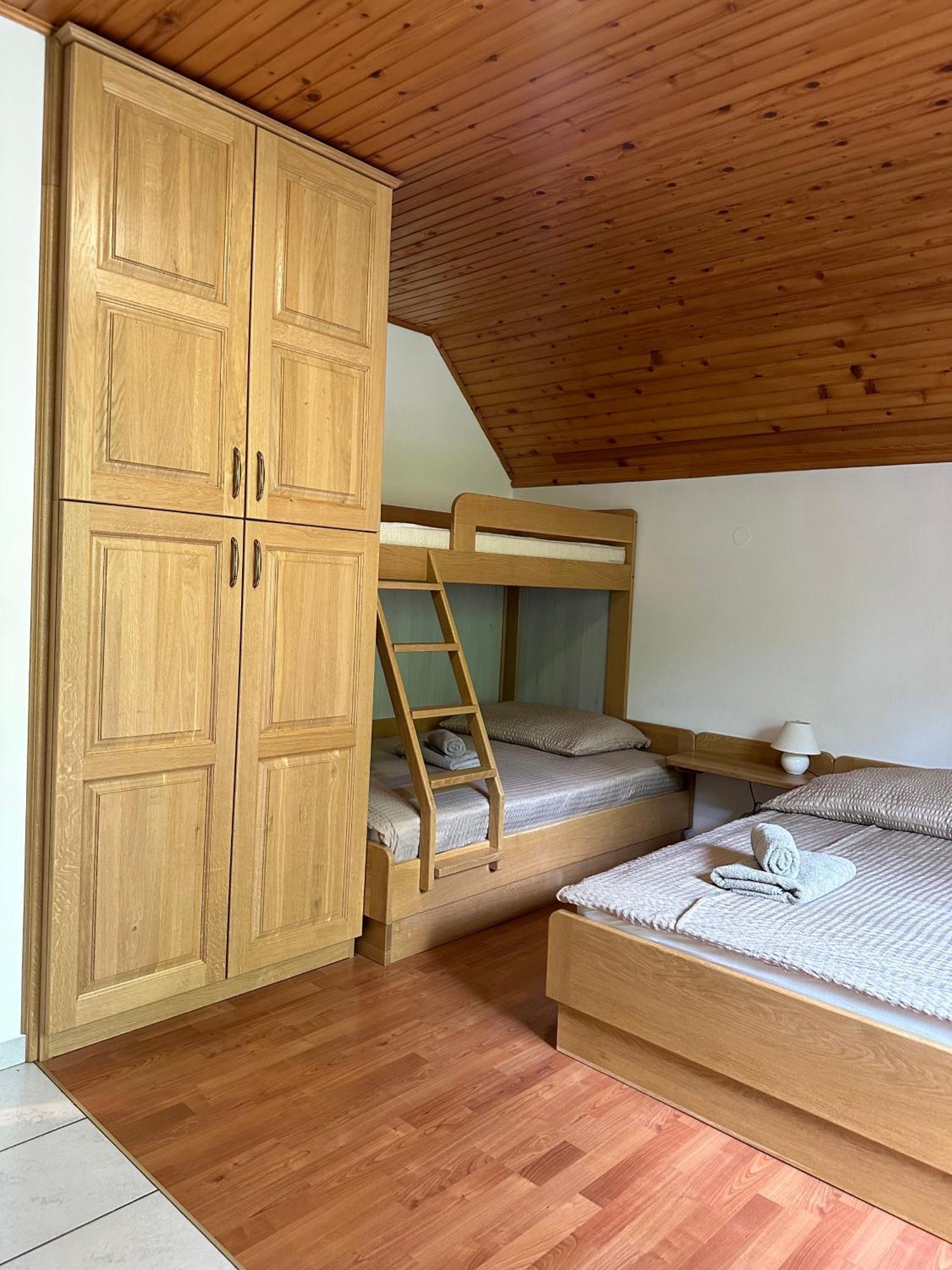 Apartment Jozi 소카 객실 사진